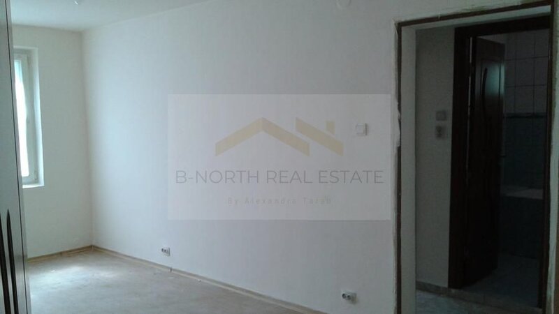 Piata Crangasi, apartament parter 5 camere, central, vad comercial.